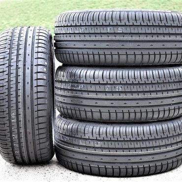Limited Simple Goods A set of four 245/40R20 ZR 99Y XL A/S performance tires for 2014-16 Chevrolet Impala LTZ 2017-18 LT Universal