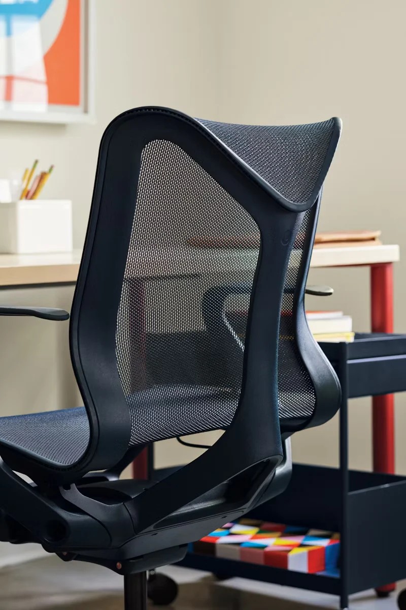 Limited Pure Value Cosm Chair, High Back Universal