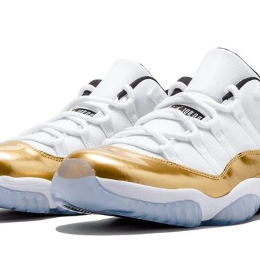 In Season Fresh Find Air Jordan 11 Retro Low "Closing Ceremony" Distinctive
