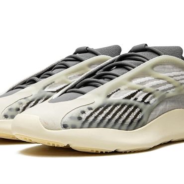 Premium Smart Pick YEEZY 700 V3 "Fade Salt" Fine
