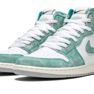 Limited Smart Pick Air Jordan 1 Retro High OG "Turbo Green" Value