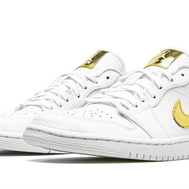 Classic Everyday Co AIR JORDAN 1 LO SE WMNS "White Metallic Gold" Practical