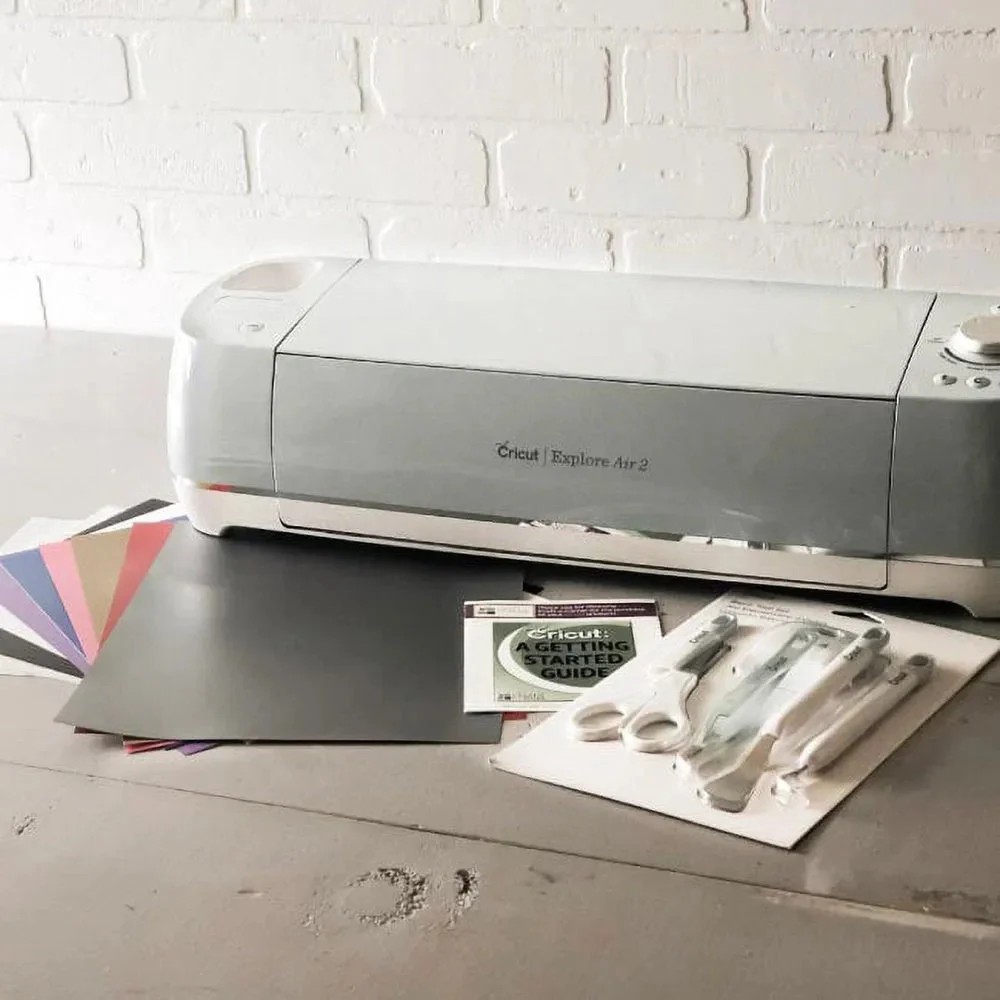 Advanced Fresh Find Cricut Explore Air 2 Machine Bundle Beginner Guide, Tool Kit, Vinyl Pack, Designs & Project Inspiration Original