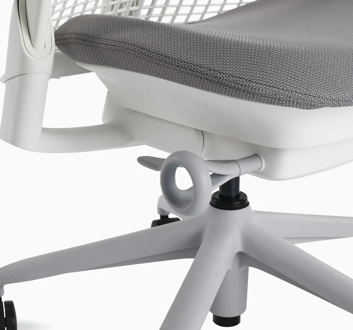 Limited Smart Pick Sayl Chair Sensible