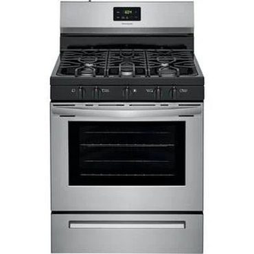 Premium Basic Line Frigidaire 30 in. 5 Burner Freestanding Gas Range in Stainless Steel FCRG3052AS Practical