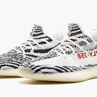 Genuine Standard Goods YEEZY BOOST 350 V2 "2017 Release" Distinctive