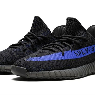 Essential Basic Line YEEZY 350 V2 "Dazzling Blue" Reliable