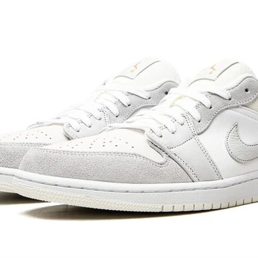 Annual Basic Line Air Jordan 1 Low "Paris" Value