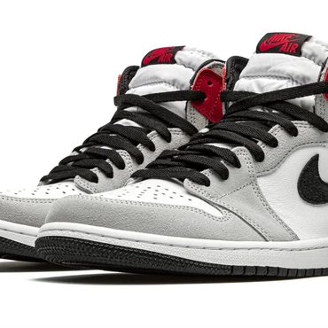 In Stock Basic Line Air Jordan 1 Retro High OG "Light Smoke Grey" Enhanced