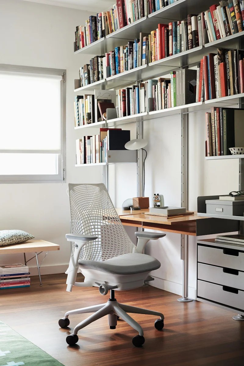 Limited Smart Pick Sayl Chair Sensible